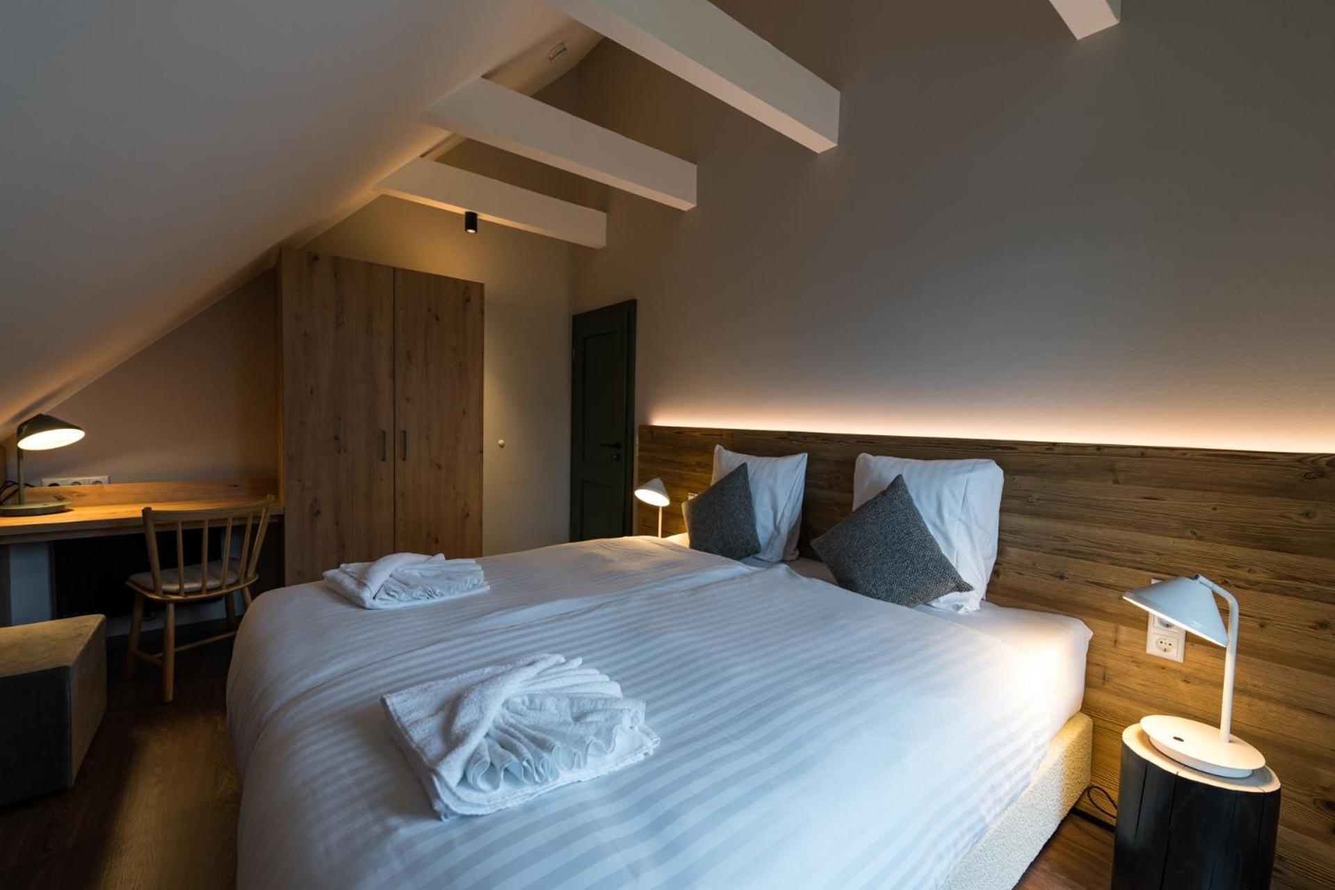 Alm-Chalet Exclusive 4 เคลาส์ทาล-เซลเลอร์เฟลด์ ภายนอก รูปภาพ